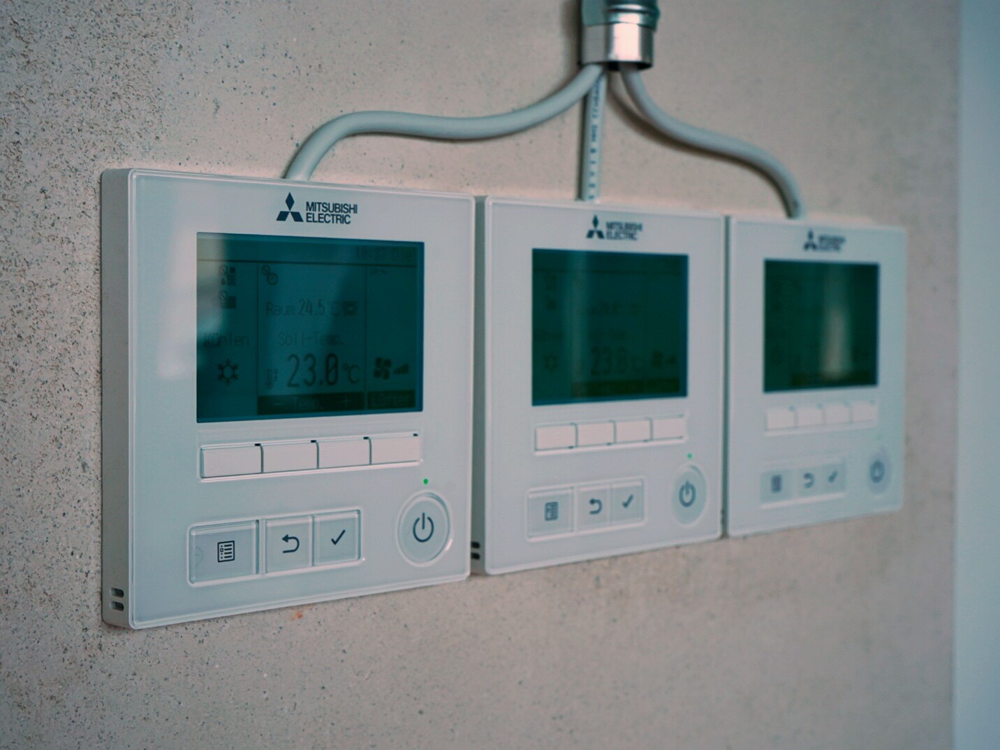 Smarte Klimasteuerung und Gebäudeautomation für Gewerbe und Privat – F. Zaugg AG Thun, Ihr Partner für Klimatechnik.